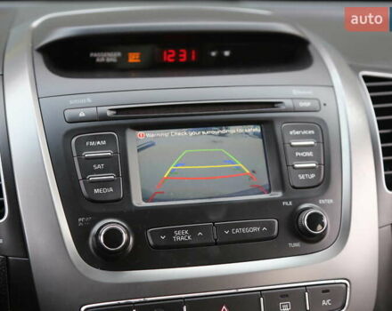 Красный Киа Соренто, объемом двигателя 2.36 л и пробегом 203 тыс. км за 13000 $, фото 19 на Automoto.ua