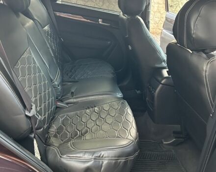 Красный Киа Соренто, объемом двигателя 2.4 л и пробегом 197 тыс. км за 14200 $, фото 7 на Automoto.ua
