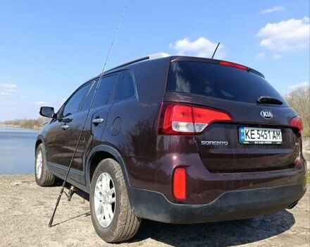 Красный Киа Соренто, объемом двигателя 2.36 л и пробегом 290 тыс. км за 14500 $, фото 12 на Automoto.ua