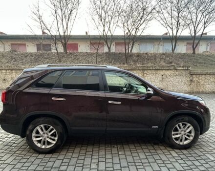 Красный Киа Соренто, объемом двигателя 2.4 л и пробегом 197 тыс. км за 14200 $, фото 4 на Automoto.ua