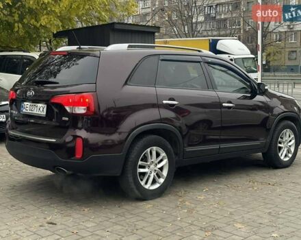 Червоний Кіа Соренто, об'ємом двигуна 2.4 л та пробігом 198 тис. км за 12500 $, фото 8 на Automoto.ua