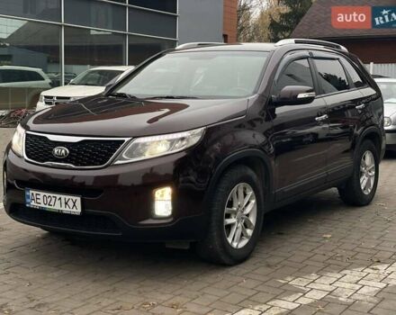 Червоний Кіа Соренто, об'ємом двигуна 2.4 л та пробігом 198 тис. км за 12500 $, фото 7 на Automoto.ua