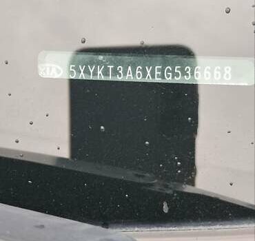 Кіа Соренто 2013 у Тернополі на Automoto.ua Червоний Кіа Соренто, об'ємом двигуна 2.36 л та пробігом 180 тис. км за 13200 $, фото 15 на Automoto.ua