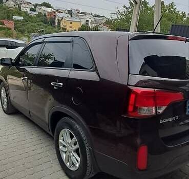 Кіа Соренто 2013 у Тернополі на Automoto.ua Червоний Кіа Соренто, об'ємом двигуна 2.36 л та пробігом 180 тис. км за 13200 $, фото 2 на Automoto.ua