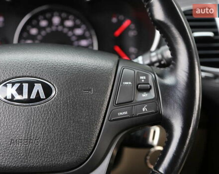 Красный Киа Соренто, объемом двигателя 2.36 л и пробегом 203 тыс. км за 13000 $, фото 18 на Automoto.ua