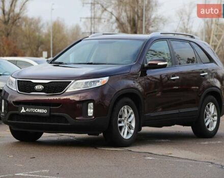 Красный Киа Соренто, объемом двигателя 2.36 л и пробегом 203 тыс. км за 13000 $, фото 2 на Automoto.ua