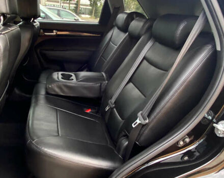 Красный Киа Соренто, объемом двигателя 2.2 л и пробегом 229 тыс. км за 15999 $, фото 13 на Automoto.ua