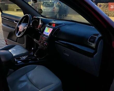 Красный Киа Соренто, объемом двигателя 2.4 л и пробегом 118 тыс. км за 12800 $, фото 16 на Automoto.ua