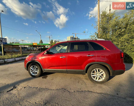 Червоний Кіа Соренто, об'ємом двигуна 2.4 л та пробігом 170 тис. км за 11900 $, фото 4 на Automoto.ua