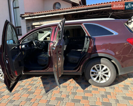 Красный Киа Соренто, объемом двигателя 2.4 л и пробегом 107 тыс. км за 15500 $, фото 5 на Automoto.ua