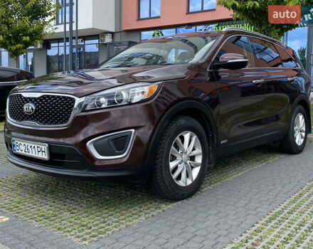 Киа Соренто 2015 в Львове на Automoto.ua Красный Киа Соренто, объемом двигателя 2.36 л и пробегом 163 тыс. км за 14800 $, фото 4 на Automoto.ua