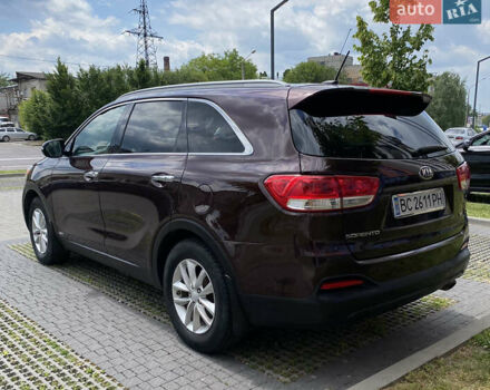 Киа Соренто 2015 в Львове на Automoto.ua Красный Киа Соренто, объемом двигателя 2.36 л и пробегом 163 тыс. км за 14800 $, фото 10 на Automoto.ua
