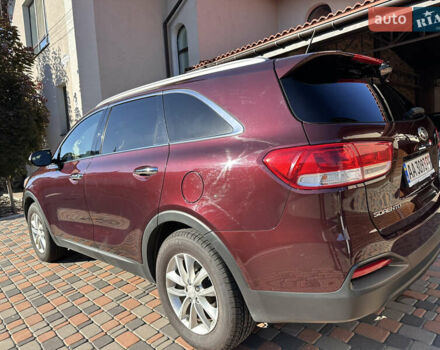 Красный Киа Соренто, объемом двигателя 2.4 л и пробегом 107 тыс. км за 15500 $, фото 4 на Automoto.ua