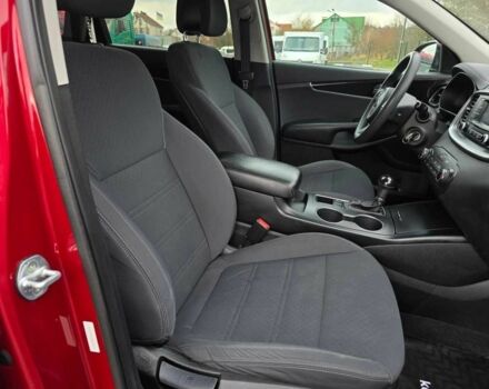 Красный Киа Соренто, объемом двигателя 2.4 л и пробегом 160 тыс. км за 12499 $, фото 20 на Automoto.ua