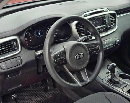 Красный Киа Соренто, объемом двигателя 2.4 л и пробегом 160 тыс. км за 12499 $, фото 7 на Automoto.ua