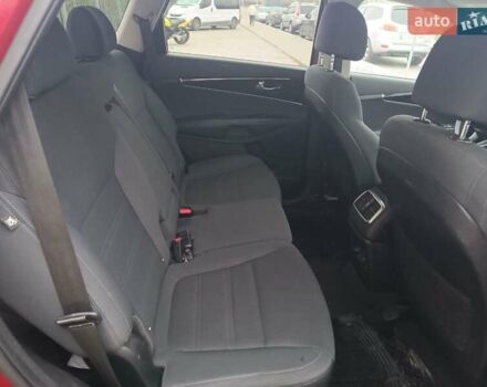 Красный Киа Соренто, объемом двигателя 2.36 л и пробегом 130 тыс. км за 17500 $, фото 4 на Automoto.ua