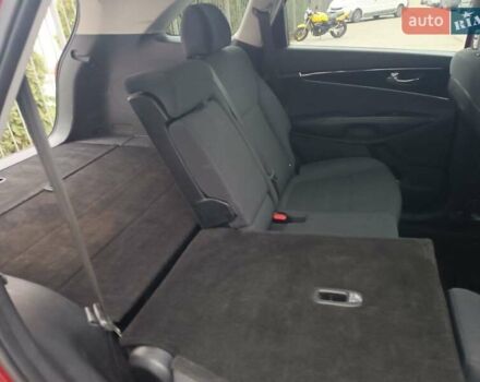 Красный Киа Соренто, объемом двигателя 2.36 л и пробегом 130 тыс. км за 17500 $, фото 12 на Automoto.ua