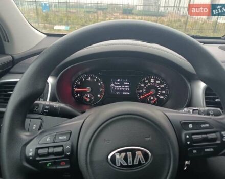 Красный Киа Соренто, объемом двигателя 2.36 л и пробегом 130 тыс. км за 17500 $, фото 11 на Automoto.ua