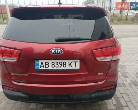Красный Киа Соренто, объемом двигателя 2.36 л и пробегом 130 тыс. км за 17500 $, фото 3 на Automoto.ua