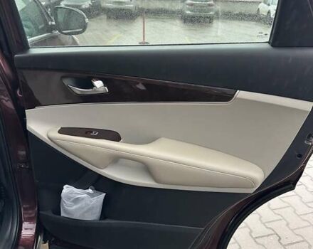 Красный Киа Соренто, объемом двигателя 3.34 л и пробегом 87 тыс. км за 16500 $, фото 22 на Automoto.ua