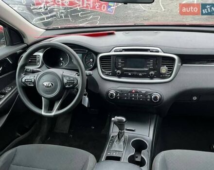 Красный Киа Соренто, объемом двигателя 2.4 л и пробегом 169 тыс. км за 9500 $, фото 11 на Automoto.ua