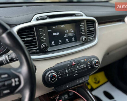 Красный Киа Соренто, объемом двигателя 2 л и пробегом 68 тыс. км за 17700 $, фото 14 на Automoto.ua