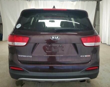 Красный Киа Соренто, объемом двигателя 2.4 л и пробегом 120 тыс. км за 10500 $, фото 5 на Automoto.ua