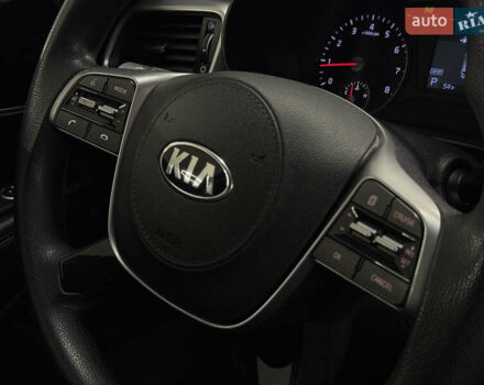 Красный Киа Соренто, объемом двигателя 2.36 л и пробегом 96 тыс. км за 17999 $, фото 24 на Automoto.ua