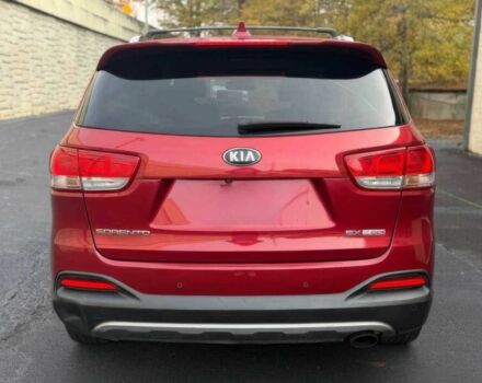 Червоний Кіа Соренто, об'ємом двигуна 2 л та пробігом 38 тис. км за 10900 $, фото 5 на Automoto.ua