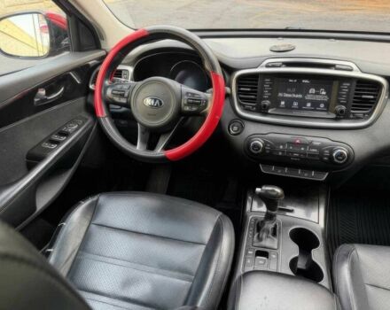 Червоний Кіа Соренто, об'ємом двигуна 2 л та пробігом 38 тис. км за 10900 $, фото 9 на Automoto.ua