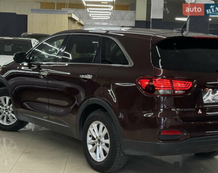 Красный Киа Соренто, объемом двигателя 2.36 л и пробегом 96 тыс. км за 17999 $, фото 11 на Automoto.ua