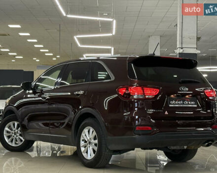 Красный Киа Соренто, объемом двигателя 2.36 л и пробегом 96 тыс. км за 17999 $, фото 10 на Automoto.ua