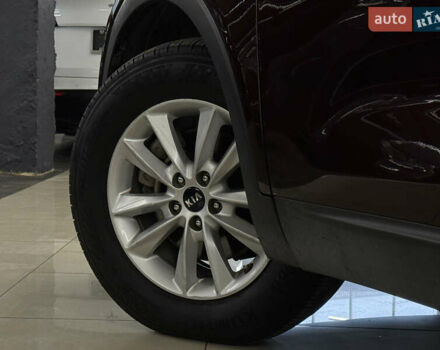 Красный Киа Соренто, объемом двигателя 2.36 л и пробегом 96 тыс. км за 17999 $, фото 14 на Automoto.ua