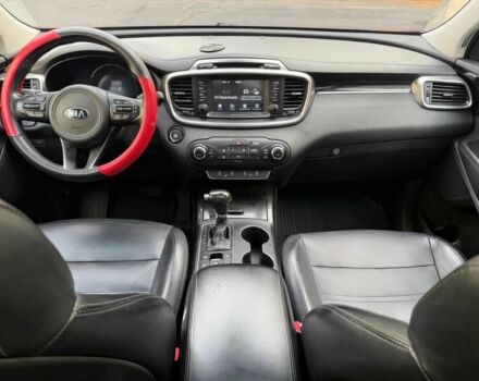 Червоний Кіа Соренто, об'ємом двигуна 2 л та пробігом 38 тис. км за 10900 $, фото 10 на Automoto.ua