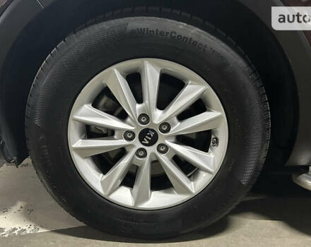 Красный Киа Соренто, объемом двигателя 2.36 л и пробегом 99 тыс. км за 18900 $, фото 17 на Automoto.ua