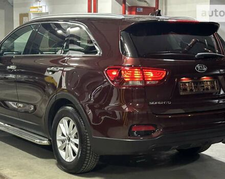 Красный Киа Соренто, объемом двигателя 2.36 л и пробегом 99 тыс. км за 18900 $, фото 24 на Automoto.ua