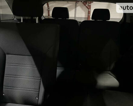 Красный Киа Соренто, объемом двигателя 2.36 л и пробегом 99 тыс. км за 18900 $, фото 66 на Automoto.ua