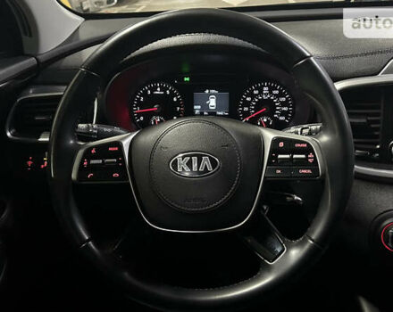 Красный Киа Соренто, объемом двигателя 2.36 л и пробегом 99 тыс. км за 18900 $, фото 56 на Automoto.ua