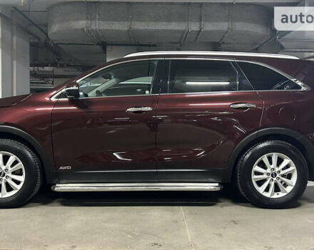 Красный Киа Соренто, объемом двигателя 2.36 л и пробегом 99 тыс. км за 18900 $, фото 7 на Automoto.ua