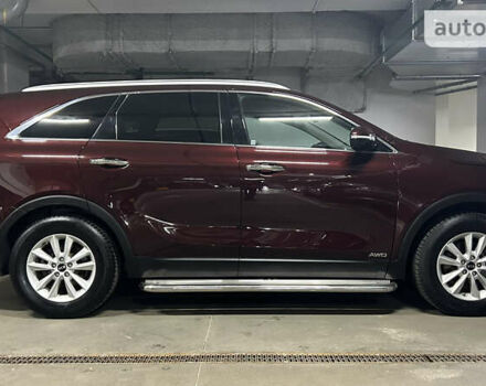 Красный Киа Соренто, объемом двигателя 2.36 л и пробегом 99 тыс. км за 18900 $, фото 12 на Automoto.ua