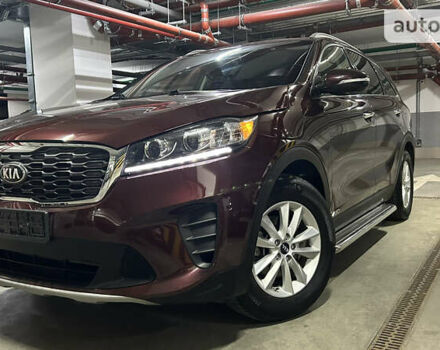 Красный Киа Соренто, объемом двигателя 2.36 л и пробегом 99 тыс. км за 18900 $, фото 2 на Automoto.ua