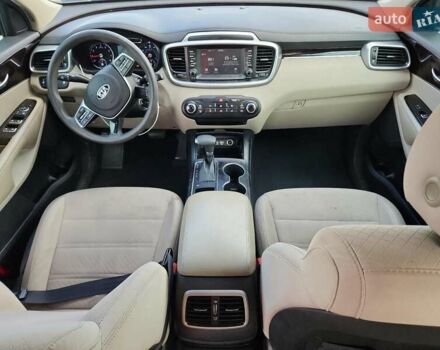 Червоний Кіа Соренто, об'ємом двигуна 2.4 л та пробігом 160 тис. км за 3800 $, фото 7 на Automoto.ua