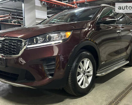 Красный Киа Соренто, объемом двигателя 2.36 л и пробегом 99 тыс. км за 18900 $, фото 5 на Automoto.ua