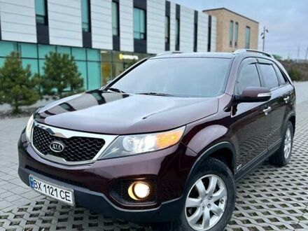 Красный Киа Соренто, объемом двигателя 2.4 л и пробегом 212 тыс. км за 11700 $, фото 1 на Automoto.ua