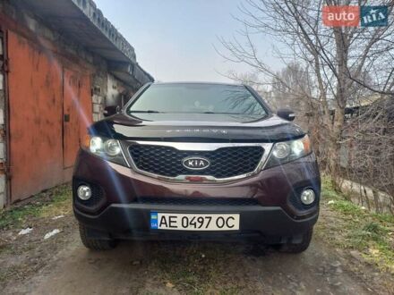 Киа Соренто 2011 в Днепре (Днепропетровске) на Automoto.ua Красный Киа Соренто, объемом двигателя 2.4 л и пробегом 160 тыс. км за 12600 $, фото 1 на Automoto.ua
