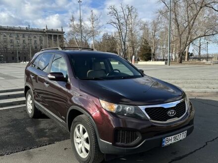 Киа Соренто 2011 в Николаеве на Automoto.ua Красный Киа Соренто, объемом двигателя 2.4 л и пробегом 216 тыс. км за 11000 $, фото 1 на Automoto.ua
