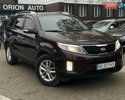 Червоний Кіа Соренто, об'ємом двигуна 2.4 л та пробігом 198 тис. км за 12500 $, фото 1 на Automoto.ua