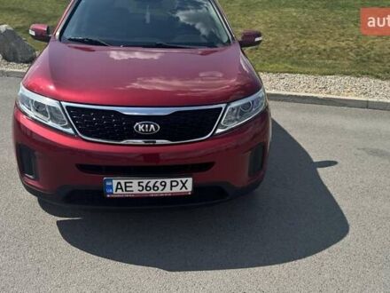 Кіа Соренто 2014 у Дніпро (Дніпропетровську) на Automoto.ua Червоний Кіа Соренто, об'ємом двигуна 2.35 л та пробігом 218 тис. км за 12500 $, фото 1 на Automoto.ua