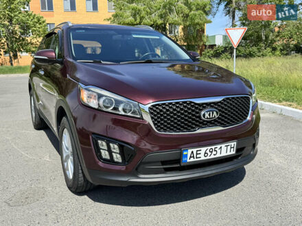 Киа Соренто 2017 в Днепре (Днепропетровске) на Automoto.ua Красный Киа Соренто, объемом двигателя 2.4 л и пробегом 102 тыс. км за 16100 $, фото 1 на Automoto.ua