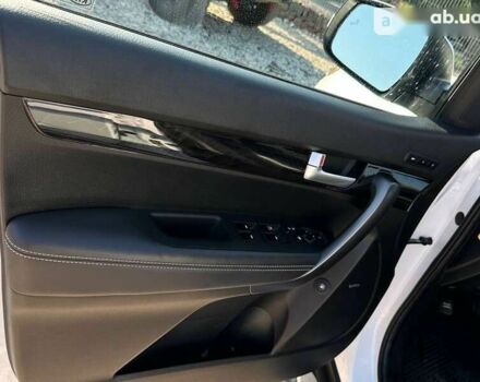 Киа Соренто, объемом двигателя 0 л и пробегом 127 тыс. км за 16000 $, фото 12 на Automoto.ua